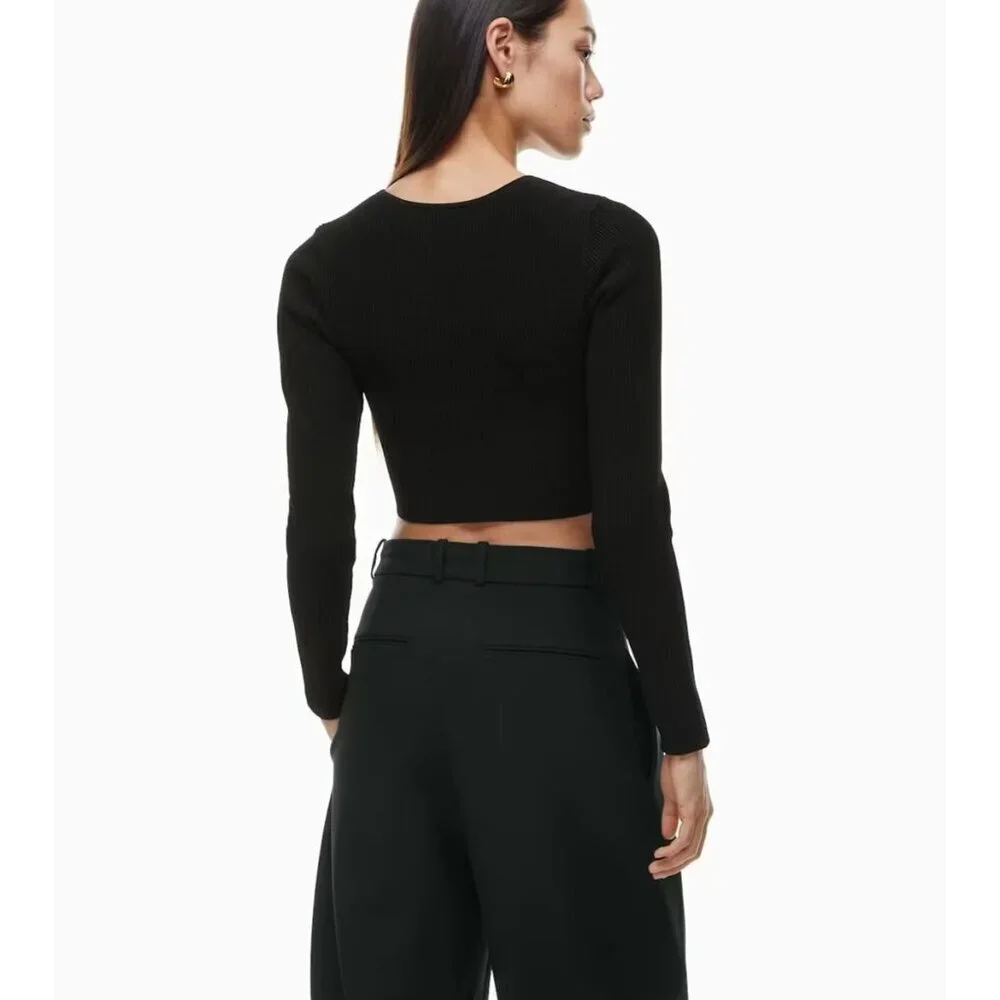 Aritzia Babaton Sculpt Knit Crew Cropped Longsleeve Black Size Large